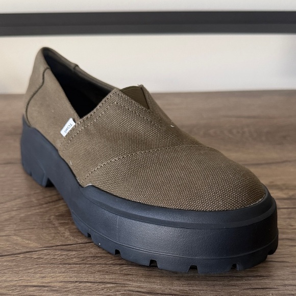 TOMS Alpargata Combat Low Women’s Olive Green Slip-On Sneakers size 8.5 - Picture 2 of 9